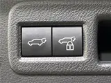 2025 Toyota Harrier Z Pearl SUV for sale, Japanese used car export - photo 13 of 30 | GULJI TRADERS