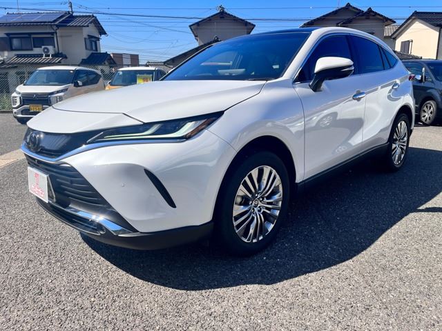 2025 Toyota Harrier 2.0 Z - photo 1 2025 Toyota Harrier 2.0 Z SUV for sale, Japanese used car export - photo 1 of 51 | GULJI TRADERS