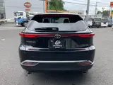 2025 Toyota Harrier 2000 Z (gasoline engine) 5-door FCVT 2WD 5-seater Black SUV for sale, Japanese used car export - photo 5 of 18 | GULJI TRADERS