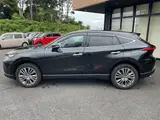 2025 Toyota Harrier 2000 Z (gasoline engine) 5-door FCVT 2WD 5-seater Black SUV for sale, Japanese used car export - photo 6 of 18 | GULJI TRADERS