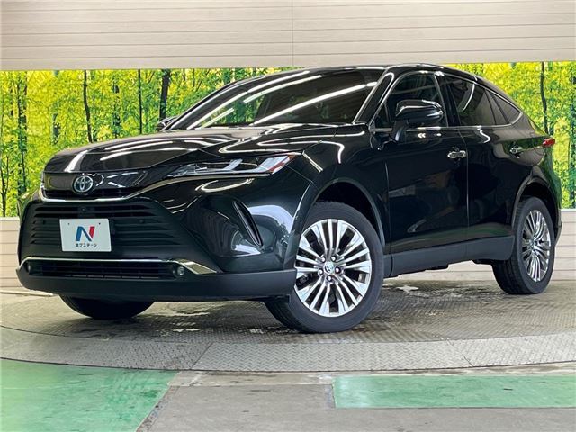 2023 Toyota Harrier Hybrid Z - photo 1 2023 Toyota Harrier Hybrid Z SUV for sale, Japanese used car export - photo 1 of 30 | GULJI TRADERS