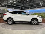 2023 Toyota Harrier Hybrid S SUV for sale, Japanese used car export - photo 19 of 30 | GULJI TRADERS