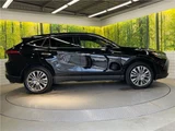 2023 Toyota Harrier Hybrid Z SUV for sale, Japanese used car export - photo 25 of 30 | GULJI TRADERS