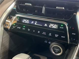 2023 Toyota Harrier Hybrid Z SUV for sale, Japanese used car export - photo 25 of 30 | GULJI TRADERS