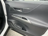 2023 Toyota Harrier Hybrid Hybrid G SUV for sale, Japanese used car export - photo 12 of 32 | GULJI TRADERS