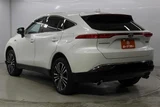 2023 Toyota Harrier Hybrid 2.5 PHEV Z 4WD SUV for sale, Japanese used car export - photo 9 of 30 | GULJI TRADERS