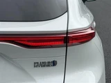 2023 Toyota Harrier Hybrid 2.5 PHEV Z 4WD SUV for sale, Japanese used car export - photo 13 of 30 | GULJI TRADERS
