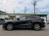 2023 Toyota Harrier Hybrid Z SUV for sale, Japanese used car export - photo 5 of 9 | GULJI TRADERS