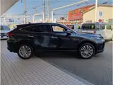 2024 Toyota Harrier Hybrid Z Leather Package 4WD Black SUV for sale, Japanese used car export - photo 4 of 25 | GULJI TRADERS