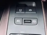 2024 Toyota Harrier Hybrid 2.5 Hybrid E-Four Z Leather Package 4WD White SUV for sale, Japanese used car export - photo 32 of 40 | GULJI TRADERS