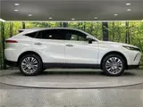 2024 Toyota Harrier Hybrid Z Leather Package Pearl SUV for sale, Japanese used car export - photo 16 of 29 | GULJI TRADERS
