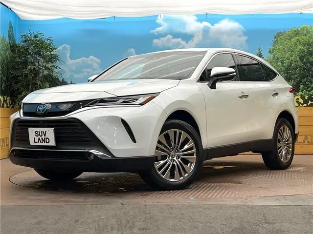 2024 Toyota Harrier Hybrid Z - photo 1 2024 Toyota Harrier Hybrid Z Pearl SUV for sale, Japanese used car export - photo 1 of 30 | GULJI TRADERS