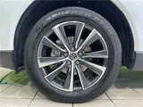 2024 Toyota Harrier Hybrid G Pearl SUV for sale, Japanese used car export - photo 24 of 30 | GULJI TRADERS