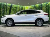 2024 Toyota Harrier Hybrid Z Pearl SUV for sale, Japanese used car export - photo 18 of 30 | GULJI TRADERS