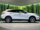 2024 Toyota Harrier Hybrid Z Pearl SUV for sale, Japanese used car export - photo 22 of 30 | GULJI TRADERS