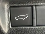2024 Toyota Harrier Hybrid Z Pearl SUV for sale, Japanese used car export - photo 25 of 30 | GULJI TRADERS
