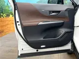 2024 Toyota Harrier Hybrid Z Pearl SUV for sale, Japanese used car export - photo 16 of 30 | GULJI TRADERS