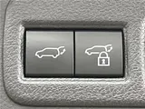2024 Toyota Harrier Hybrid Z Pearl SUV for sale, Japanese used car export - photo 21 of 30 | GULJI TRADERS
