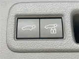 2024 Toyota Harrier Hybrid Z Leather Package Black SUV for sale, Japanese used car export - photo 18 of 30 | GULJI TRADERS