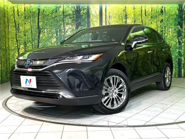 2024 Toyota Harrier Hybrid Z Leather Package Black SUV for sale, Japanese used car export - photo 1 of 30 | GULJI TRADERS