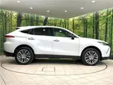 2024 Toyota Harrier Hybrid Z Leather Package Pearl SUV for sale, Japanese used car export - photo 23 of 30 | GULJI TRADERS