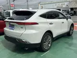2024 Toyota Harrier Hybrid 2.5 Hybrid Z Leather Package with Navigation Function and ETC2 Pearl SUV for sale, Japanese used car export - photo 12 of 36 | GULJI TRADERS