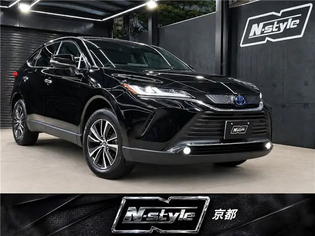 2024 Toyota Harrier Hybrid Hybrid G/AppleCarPlay Digital Rearview Mirror - photo 1 2024 Toyota Harrier Hybrid Hybrid G/AppleCarPlay Digital Rearview Mirror Black SUV for sale, Japanese used car export - photo 1 of 67 | GULJI TRADERS