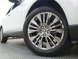 2024 Toyota Harrier Hybrid 2.5 Hybrid SUV for sale, Japanese used car export - photo 26 of 32 | GULJI TRADERS