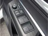 2024 Toyota Harrier Hybrid 2.5 Hybrid Z Leather Package JBL Sound ETC2.0 White SUV for sale, Japanese used car export - photo 51 of 75 | GULJI TRADERS