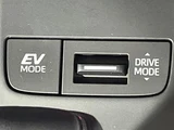 2024 Toyota Harrier Hybrid Z SUV for sale, Japanese used car export - photo 15 of 24 | GULJI TRADERS