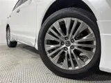2024 Toyota Harrier Hybrid Z Leather Package White SUV for sale, Japanese used car export - photo 21 of 24 | GULJI TRADERS
