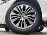 2024 Toyota Harrier Hybrid Z SUV for sale, Japanese used car export - photo 19 of 24 | GULJI TRADERS