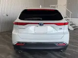 2024 Toyota Harrier Hybrid Z Leather Package White SUV for sale, Japanese used car export - photo 2 of 10 | GULJI TRADERS