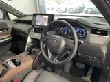 2024 Toyota Harrier Hybrid 2.5 Z Leather 4WD Black SUV for sale, Japanese used car export - photo 27 of 30 | GULJI TRADERS