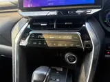 2024 Toyota Harrier Hybrid 2.5 Z Leather Package Pearl SUV for sale, Japanese used car export - photo 20 of 30 | GULJI TRADERS