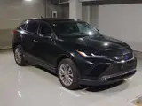 2024 Toyota Harrier Hybrid Z Leather Package Black SUV for sale, Japanese used car export - photo 3 of 8 | GULJI TRADERS