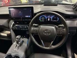 2024 Toyota Harrier Hybrid Z SUV for sale, Japanese used car export - photo 8 of 12 | GULJI TRADERS
