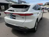 2024 Toyota Harrier Hybrid 2.5 Z, Power Back Door, Digital Inner Mirror Pearl SUV for sale, Japanese used car export - photo 2 of 24 | GULJI TRADERS