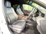2024 Toyota Harrier Hybrid Z Leather Package Pearl SUV for sale, Japanese used car export - photo 9 of 24 | GULJI TRADERS