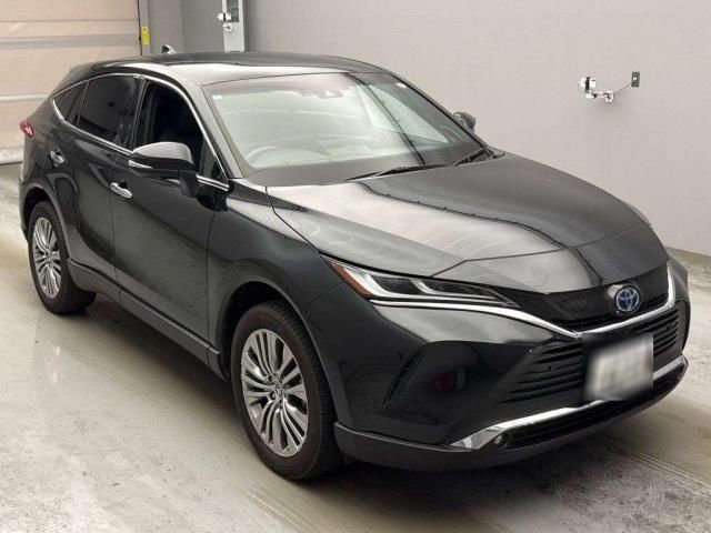 2024 Toyota Harrier Hybrid Z - photo 1 2024 Toyota Harrier Hybrid Z SUV for sale, Japanese used car export - photo 1 of 9 | GULJI TRADERS