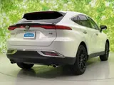2024 Toyota Harrier Hybrid Z White SUV for sale, Japanese used car export - photo 3 of 9 | GULJI TRADERS