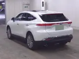 2024 Toyota Harrier Hybrid Z Leather Package Pearl SUV for sale, Japanese used car export - photo 2 of 5 | GULJI TRADERS