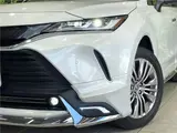 2025 Toyota Harrier Hybrid Z Leather Package Pearl SUV for sale, Japanese used car export - photo 17 of 30 | GULJI TRADERS