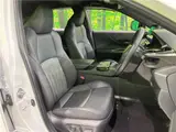 2025 Toyota Harrier Hybrid G Pearl SUV for sale, Japanese used car export - photo 9 of 30 | GULJI TRADERS