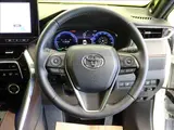 2025 Toyota Harrier Hybrid Z Leather Package / Modellista Aero Pearl SUV for sale, Japanese used car export - photo 9 of 50 | GULJI TRADERS