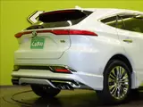 2025 Toyota Harrier Hybrid Z Leather Package / Modellista Aero Pearl SUV for sale, Japanese used car export - photo 38 of 50 | GULJI TRADERS