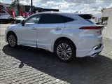 2025 Toyota Harrier Hybrid Hybrid Z Leather Package Pearl SUV for sale, Japanese used car export - photo 2 of 20 | GULJI TRADERS