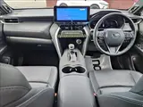 2025 Toyota Harrier Hybrid Hybrid Z Leather Package Pearl SUV for sale, Japanese used car export - photo 3 of 20 | GULJI TRADERS