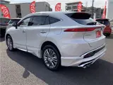 2025 Toyota Harrier Hybrid Z Leather Package ★ Modellista Aero ★ One Owner Pearl SUV for sale, Japanese used car export - photo 8 of 80 | GULJI TRADERS