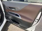 2025 Toyota Harrier Hybrid Z Leather Package ★ Modellista Aero ★ One Owner Pearl SUV for sale, Japanese used car export - photo 34 of 80 | GULJI TRADERS